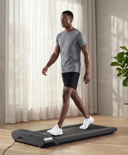 walkingpad-r3-home-walking-1